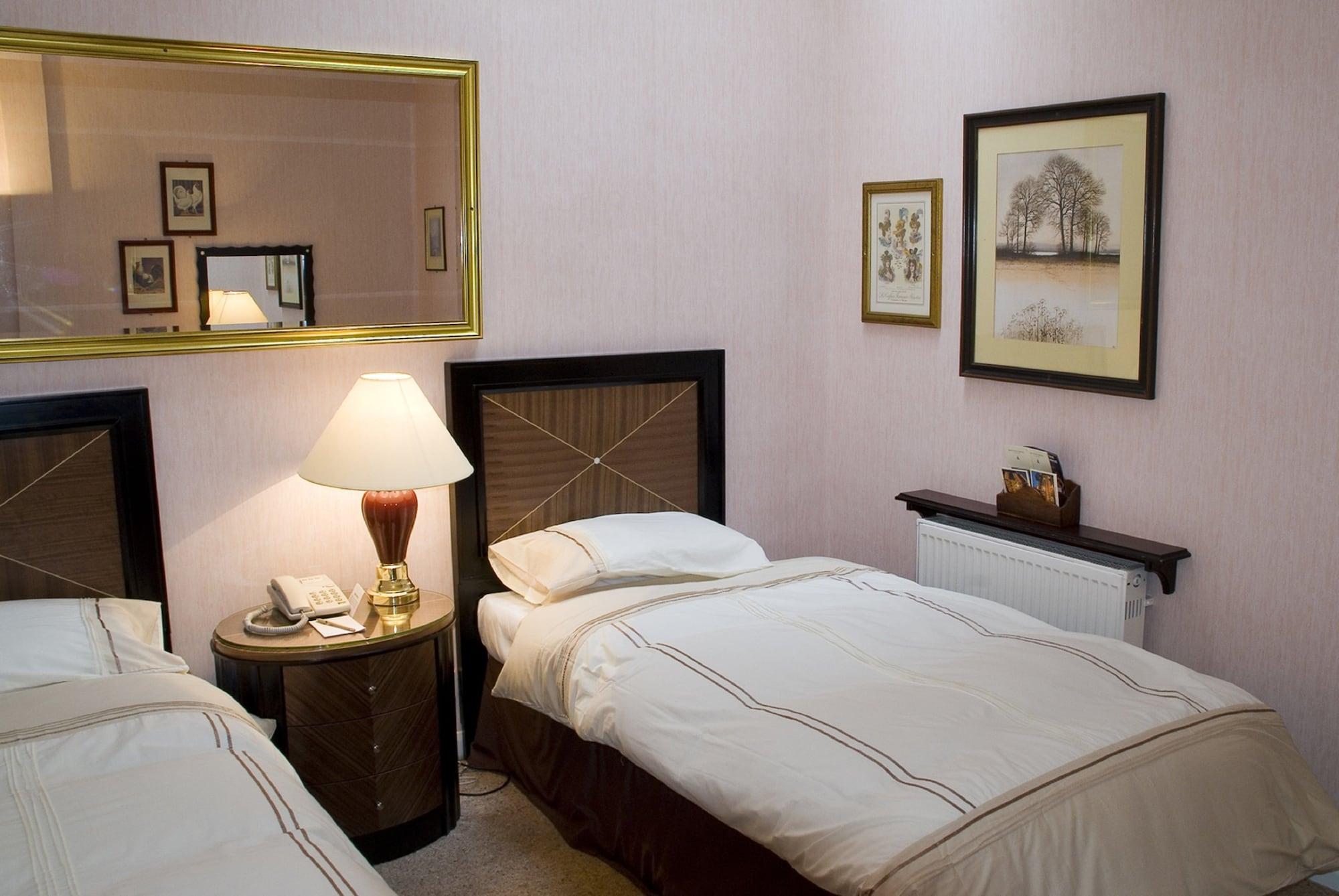 Отель Britannia Centre 3*