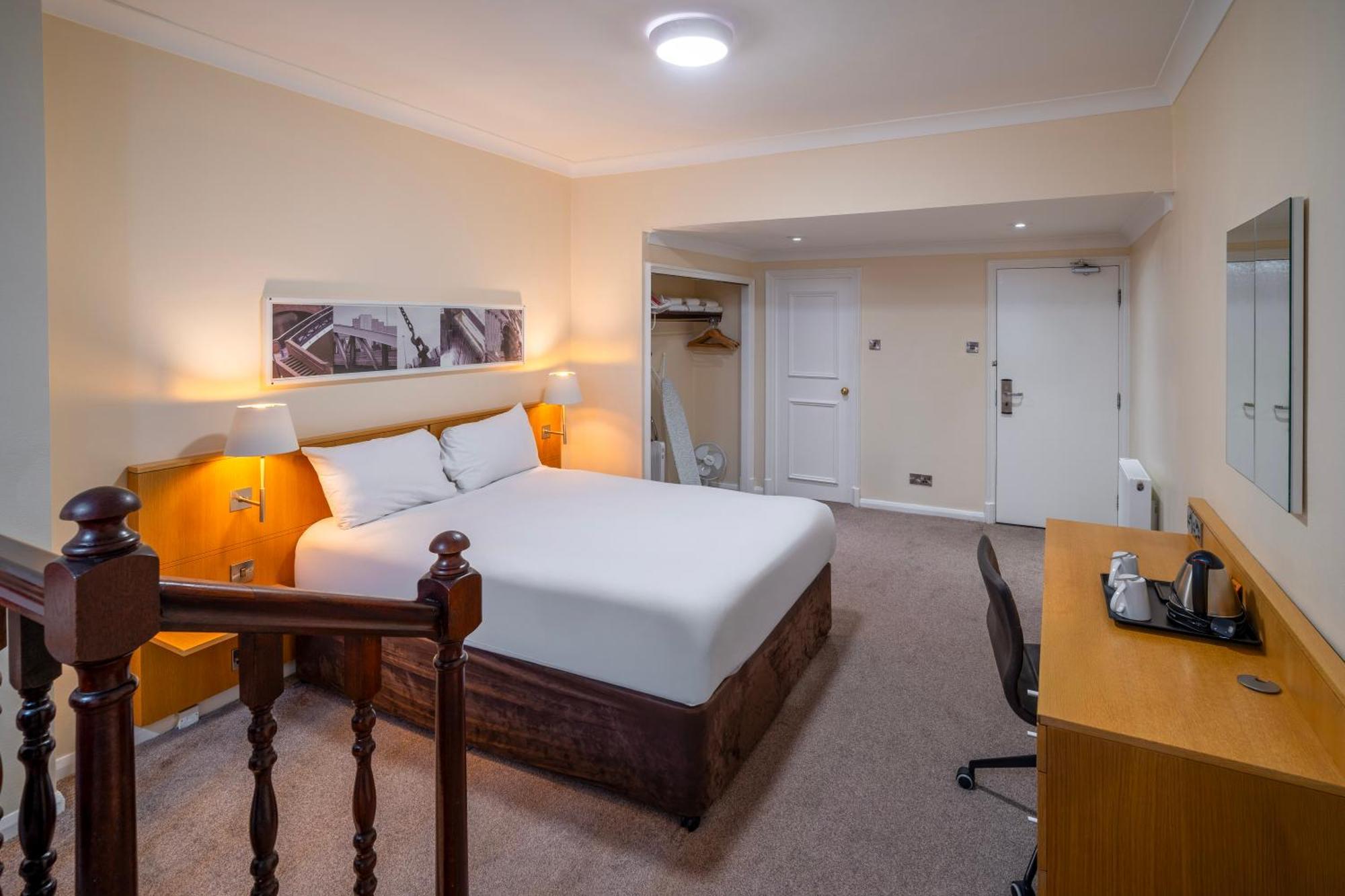 Britannia Centre 3* Манчестер