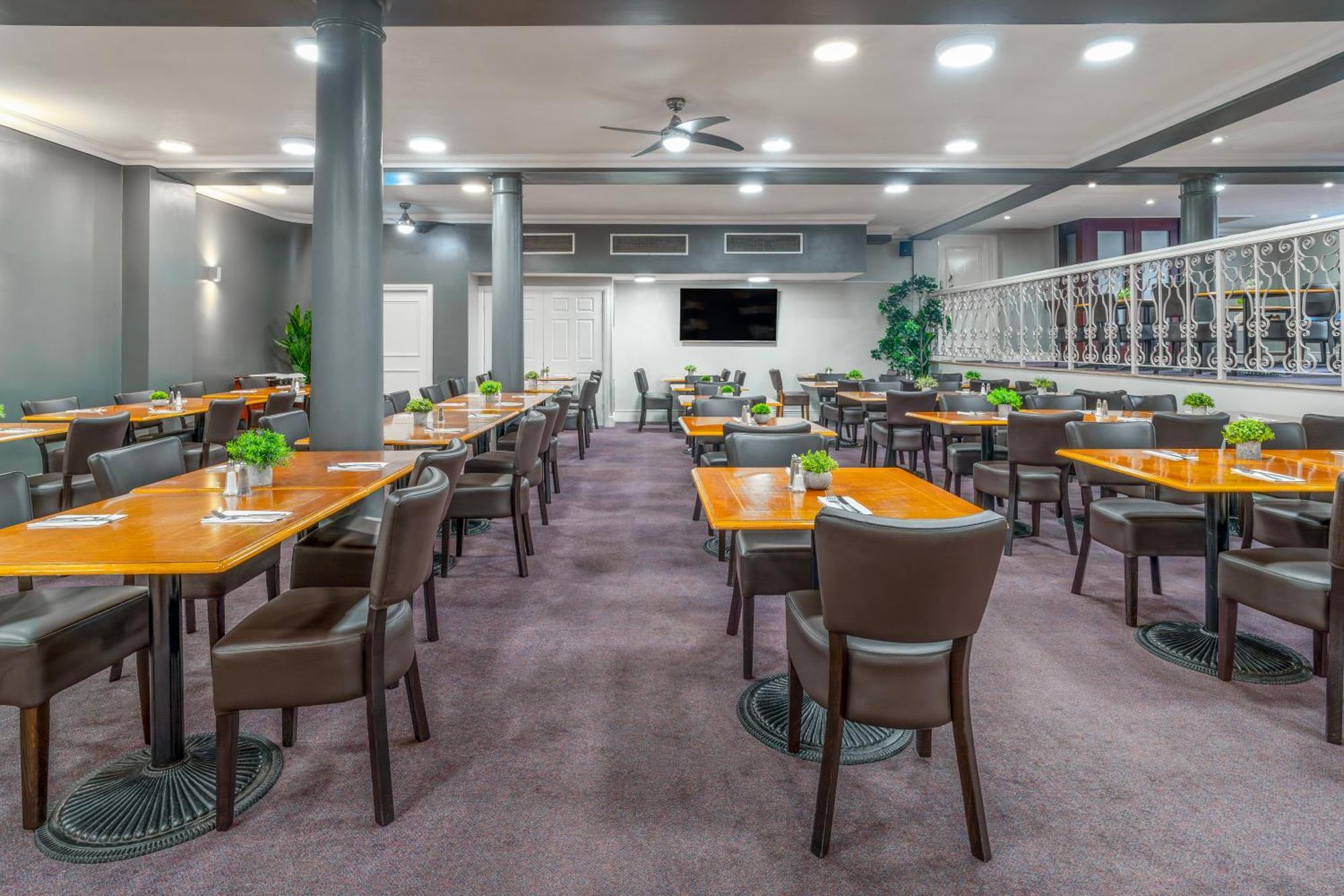 Britannia Centre 3* Манчестер